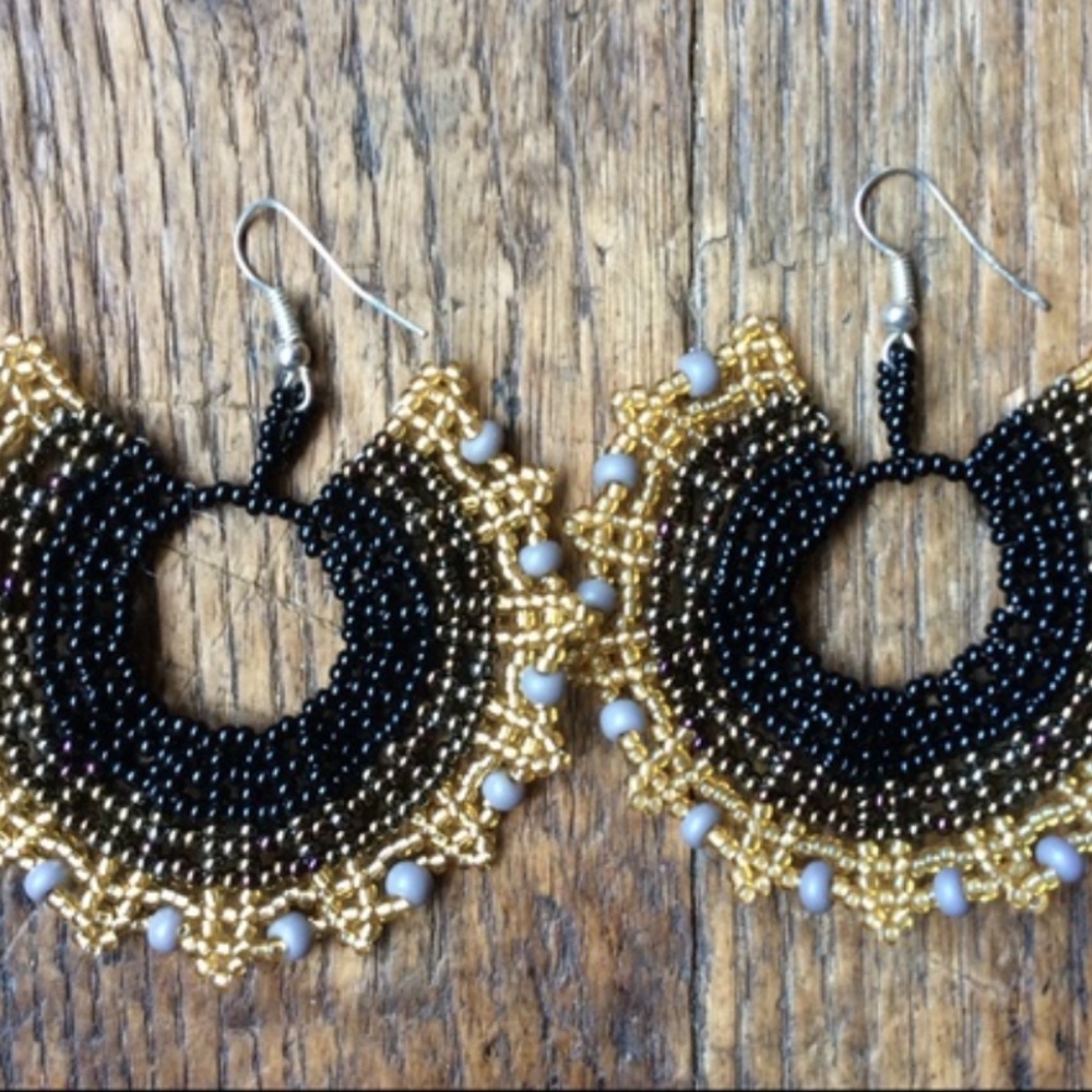 Demeters Golden Grain Beaded Earrings NEW - Picture 6 of 7